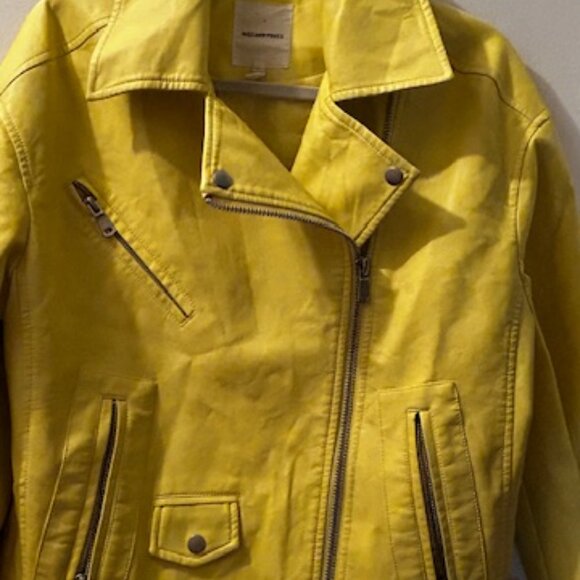 Avec Les Filles Bright Yellow Relaxed Lined Vegan Leather Boho Moto Zip Jacket - Picture 6 of 16